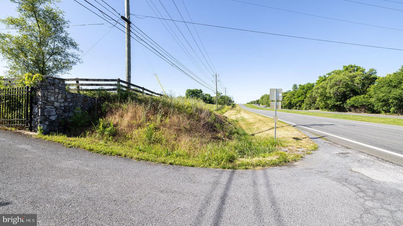 386 ASHBY STATION RD, FRONT ROYAL, Virginia 22630, 3 Bedrooms Bedrooms, ,1 BathroomBathrooms,Farm,For sale,386 ASHBY STATION RD,VAWR2009316 MLS # VAWR2009316