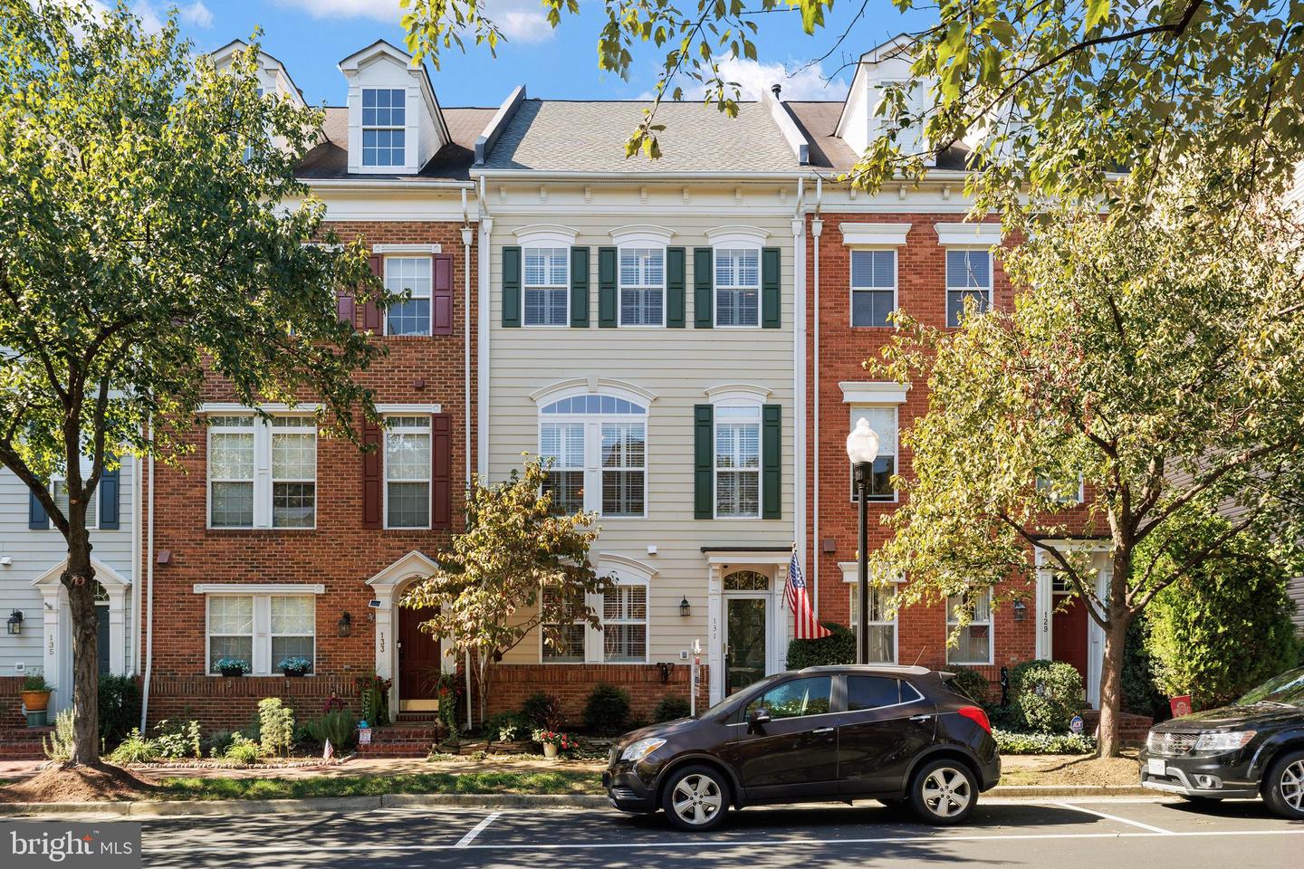 131 CAMERON STATION BLVD, ALEXANDRIA, Virginia 22304, 3 Bedrooms Bedrooms, ,3 BathroomsBathrooms,Residential,For sale,131 CAMERON STATION BLVD,VAAX2037808 MLS # VAAX2037808