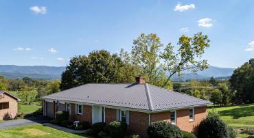 17 ROLLING RD, LURAY, Virginia 22835, 4 Bedrooms Bedrooms, ,2 BathroomsBathrooms,Residential,For sale,17 ROLLING RD,VAPA2004000 MLS # VAPA2004000