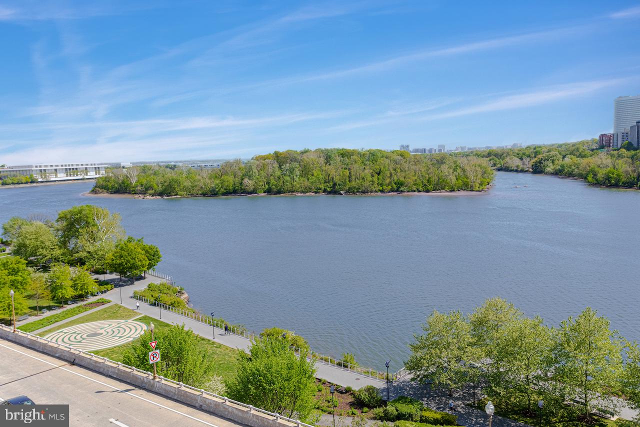 3303 WATER ST NW #6O, WASHINGTON, District Of Columbia 20007, 2 Bedrooms Bedrooms, ,2 BathroomsBathrooms,Residential,For sale,3303 WATER ST NW #6O,DCDC2161422 MLS # DCDC2161422