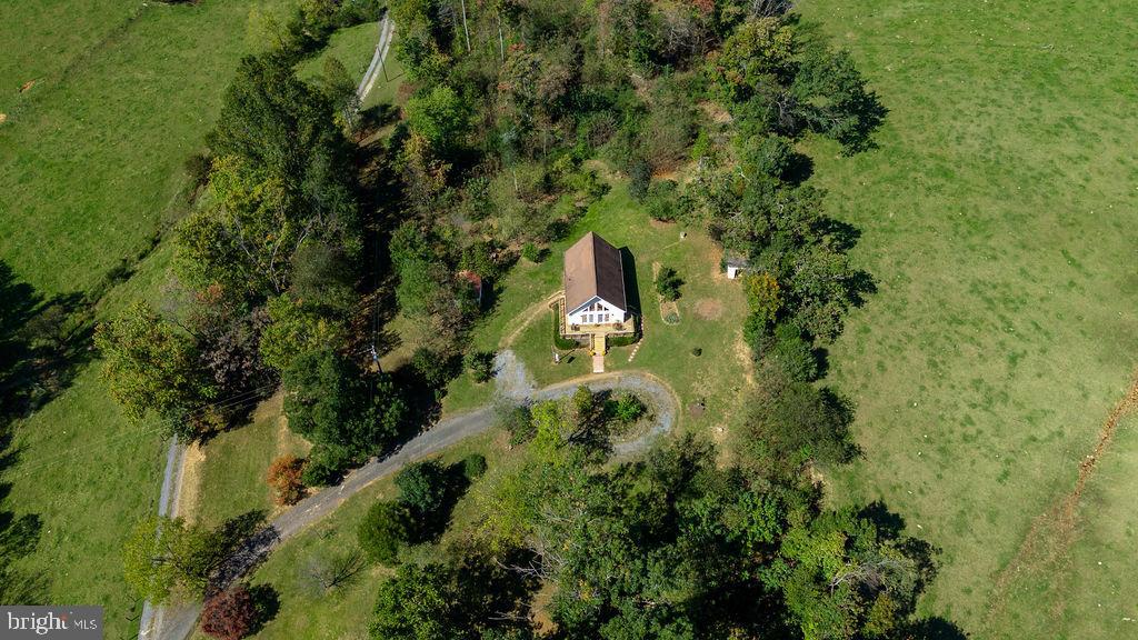 56 DEER FIELD RD, AFTON, Virginia 22920, 3 Bedrooms Bedrooms, ,2 BathroomsBathrooms,Residential,For sale,56 DEER FIELD RD,VANL2000410 MLS # VANL2000410