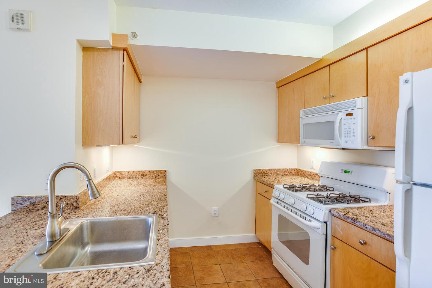 631 D ST NW #1025, WASHINGTON, District Of Columbia 20004, 2 Bedrooms Bedrooms, ,1 BathroomBathrooms,Residential,For sale,631 D ST NW #1025,DCDC2162758 MLS # DCDC2162758