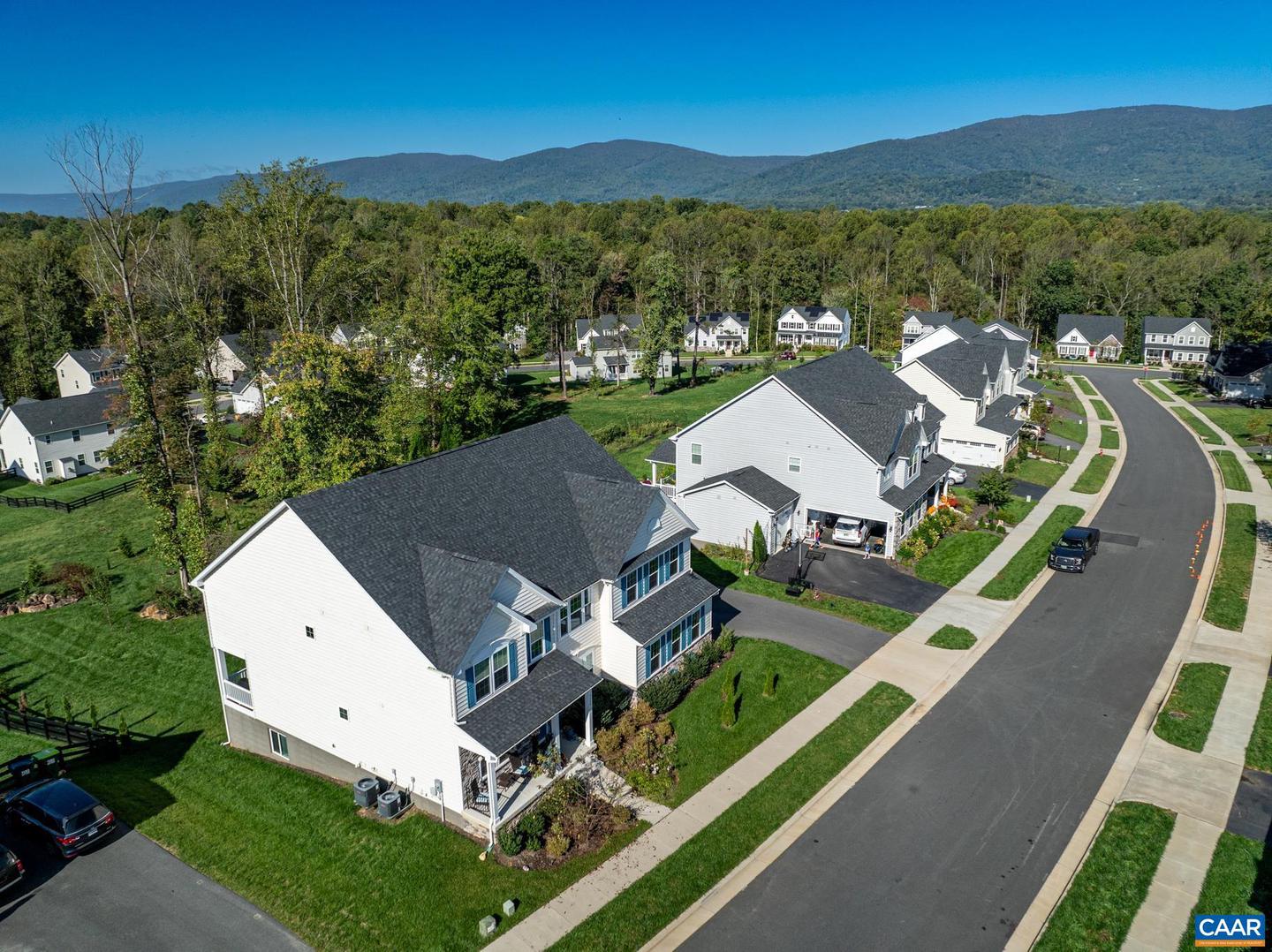 5626 MCKINLEY LN, CHARLOTTESVILLE, Virginia 22903, 6 Bedrooms Bedrooms, ,6 BathroomsBathrooms,Residential,For sale,5626 MCKINLEY LN,657579 MLS # 657579