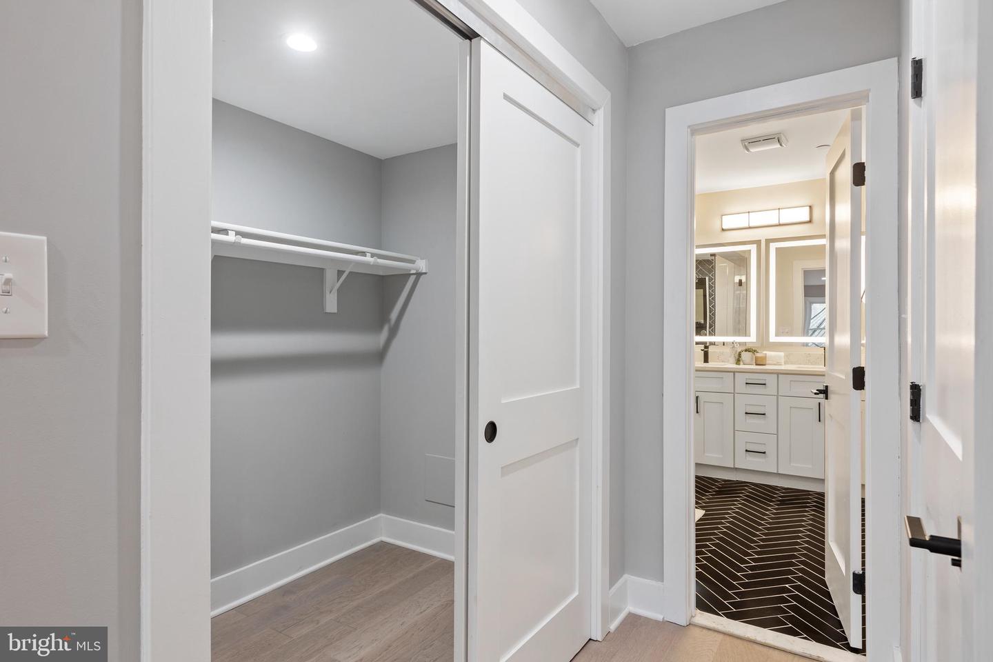 213 BATES ST NW #1, WASHINGTON, District Of Columbia 20001, 3 Bedrooms Bedrooms, ,3 BathroomsBathrooms,Residential,For sale,213 BATES ST NW #1,DCDC2163380 MLS # DCDC2163380