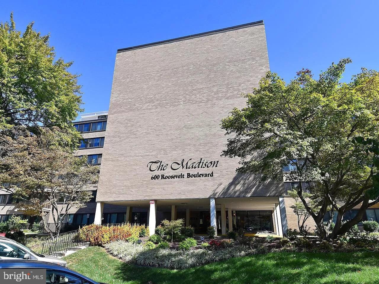 600 ROOSEVELT BLVD #314, FALLS CHURCH, Virginia 22044, 1 Bedroom Bedrooms, ,1 BathroomBathrooms,Residential,For sale,600 ROOSEVELT BLVD #314,VAFA2002552 MLS # VAFA2002552