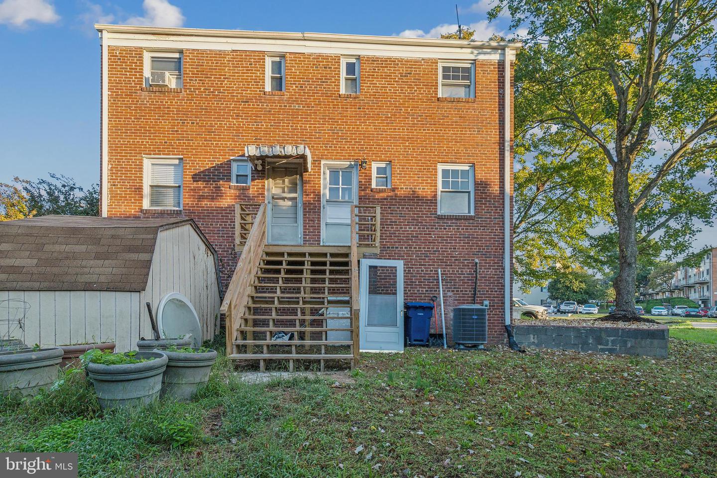 4300 DUKE ST, ALEXANDRIA, Virginia 22304, 2 Bedrooms Bedrooms, ,2 BathroomsBathrooms,Residential,For sale,4300 DUKE ST,VAAX2038720 MLS # VAAX2038720