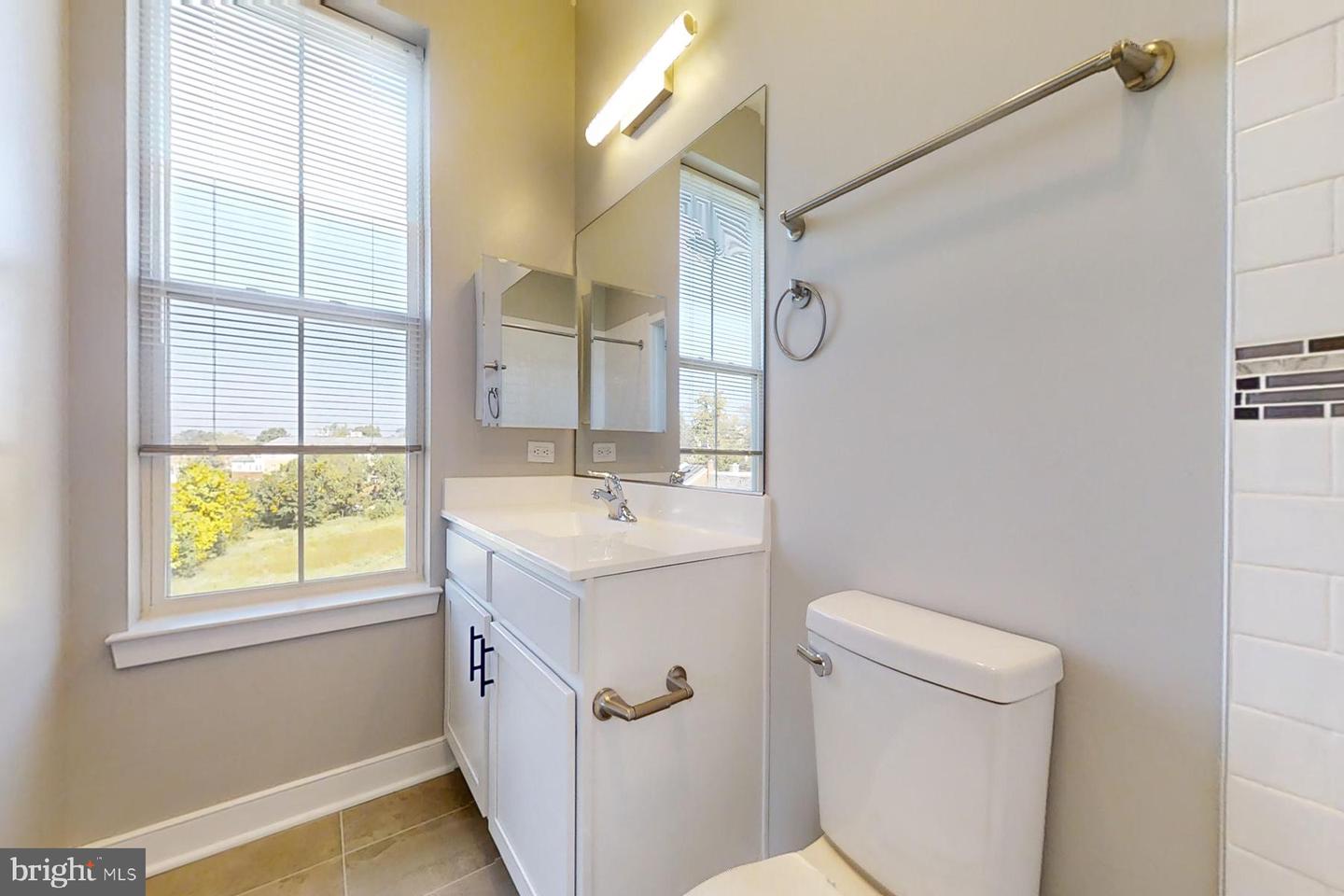 4908 EAST CAPITOL NE, WASHINGTON, District Of Columbia 20019, 3 Bedrooms Bedrooms, ,3 BathroomsBathrooms,Residential,For sale,4908 EAST CAPITOL NE,DCDC2146264 MLS # DCDC2146264