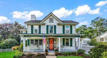 201 N 33RD ST, PURCELLVILLE, Virginia 20132, 5 Bedrooms Bedrooms, ,2 BathroomsBathrooms,Residential,For sale,201 N 33RD ST,VALO2081300 MLS # VALO2081300