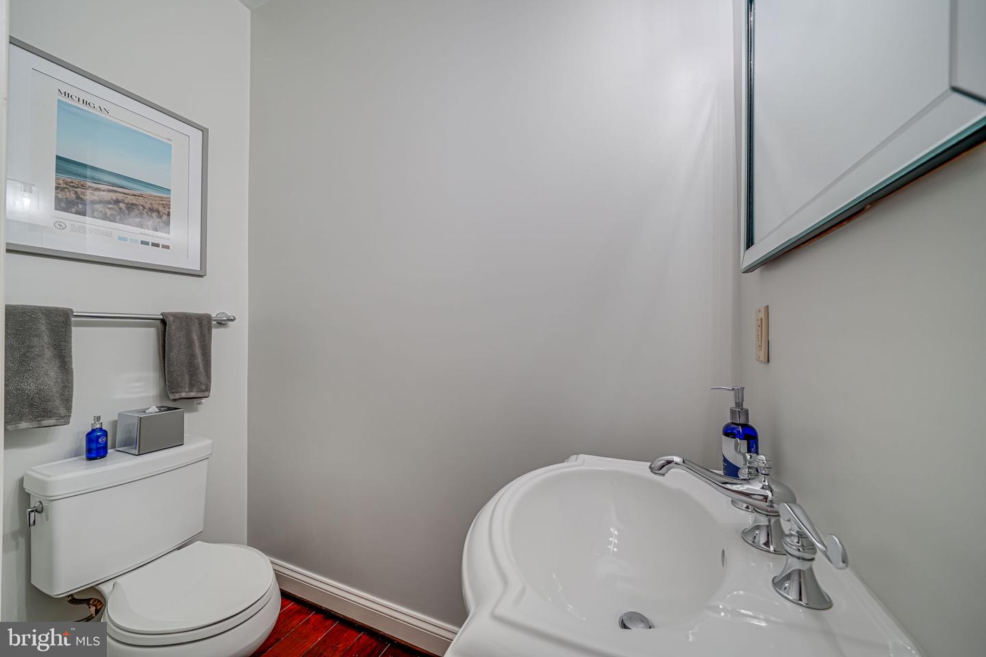 2200 17TH ST NW #109, WASHINGTON, District Of Columbia 20009, 1 Bedroom Bedrooms, ,1 BathroomBathrooms,Residential,For sale,2200 17TH ST NW #109,DCDC2163432 MLS # DCDC2163432