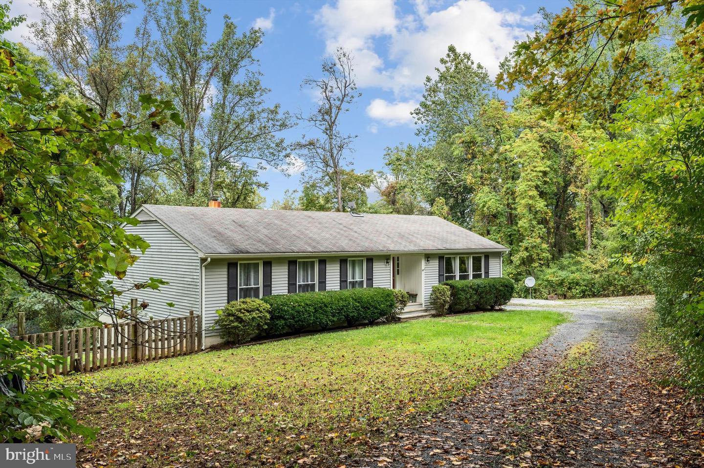 21839 BLUE RIDGE MTN RD, PARIS, Virginia 20130, 4 Bedrooms Bedrooms, ,3 BathroomsBathrooms,Residential,For sale,21839 BLUE RIDGE MTN RD,VACL2003100 MLS # VACL2003100