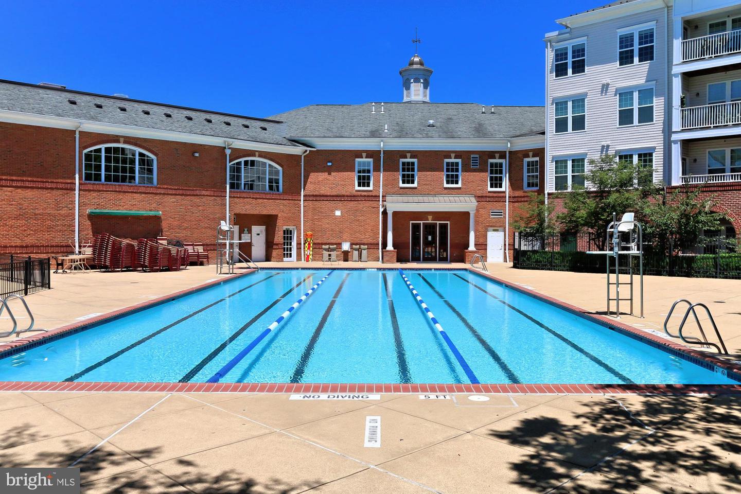 400 CAMERON STATION BLVD #124, ALEXANDRIA, Virginia 22304, 3 Bedrooms Bedrooms, ,3 BathroomsBathrooms,Residential,For sale,400 CAMERON STATION BLVD #124,VAAX2038658 MLS # VAAX2038658