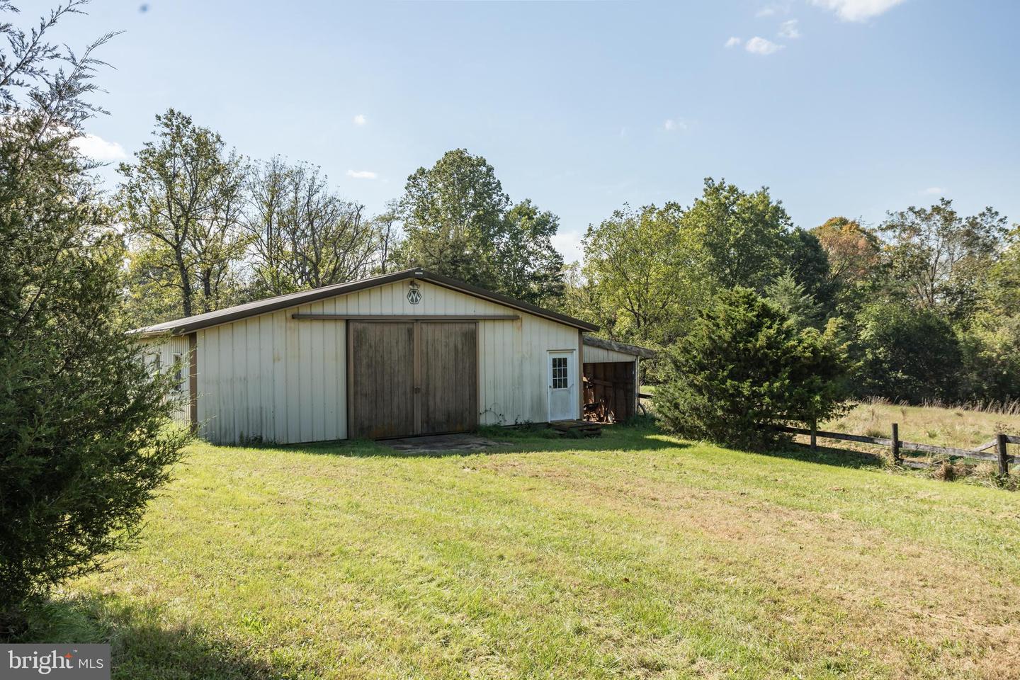 9714 FOXVILLE RD, WARRENTON, Virginia 20186, 3 Bedrooms Bedrooms, ,2 BathroomsBathrooms,Residential,For sale,9714 FOXVILLE RD,VAFQ2014238 MLS # VAFQ2014238