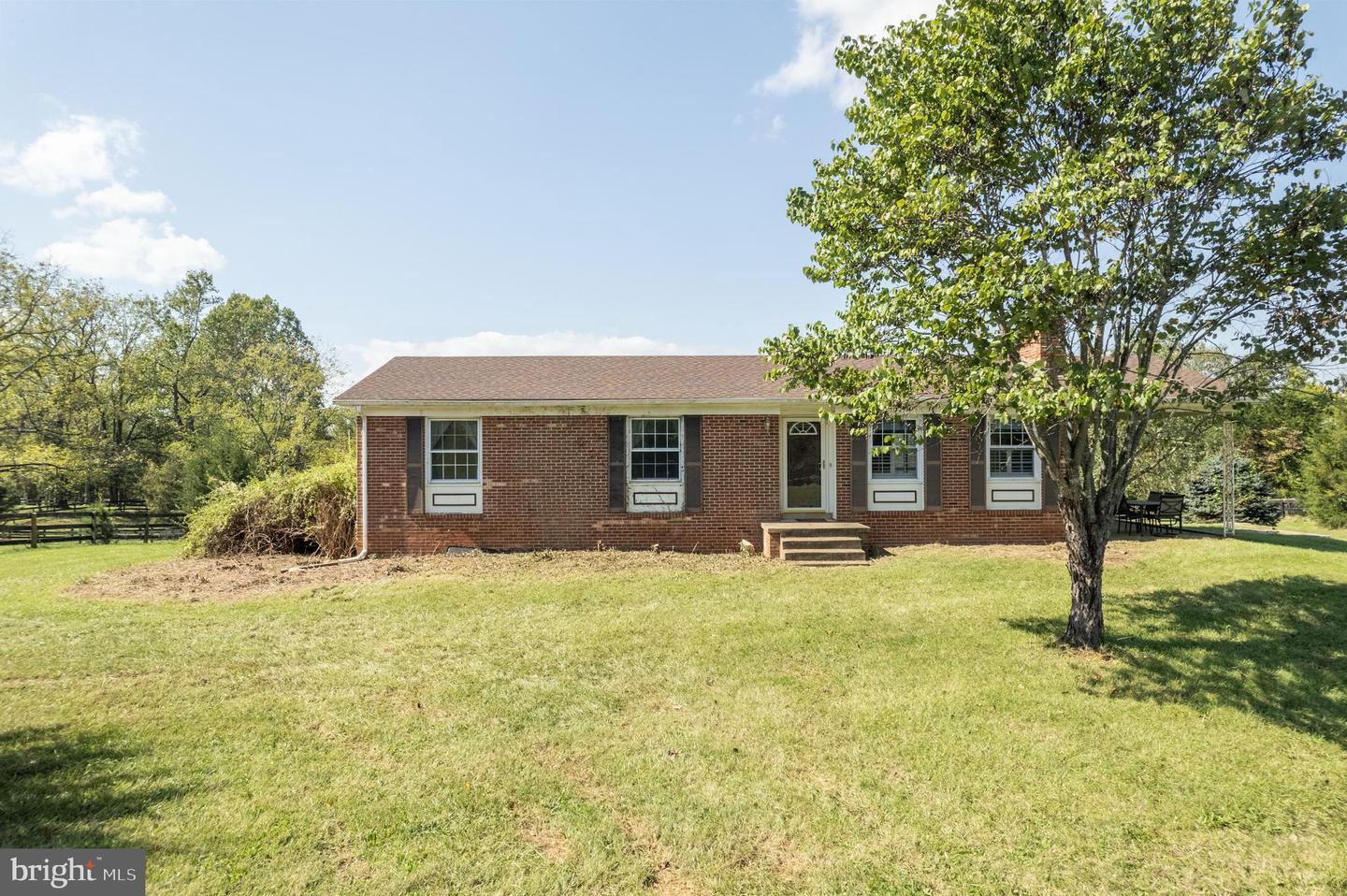 9714 FOXVILLE RD, WARRENTON, Virginia 20186, 3 Bedrooms Bedrooms, ,2 BathroomsBathrooms,Residential,For sale,9714 FOXVILLE RD,VAFQ2014238 MLS # VAFQ2014238