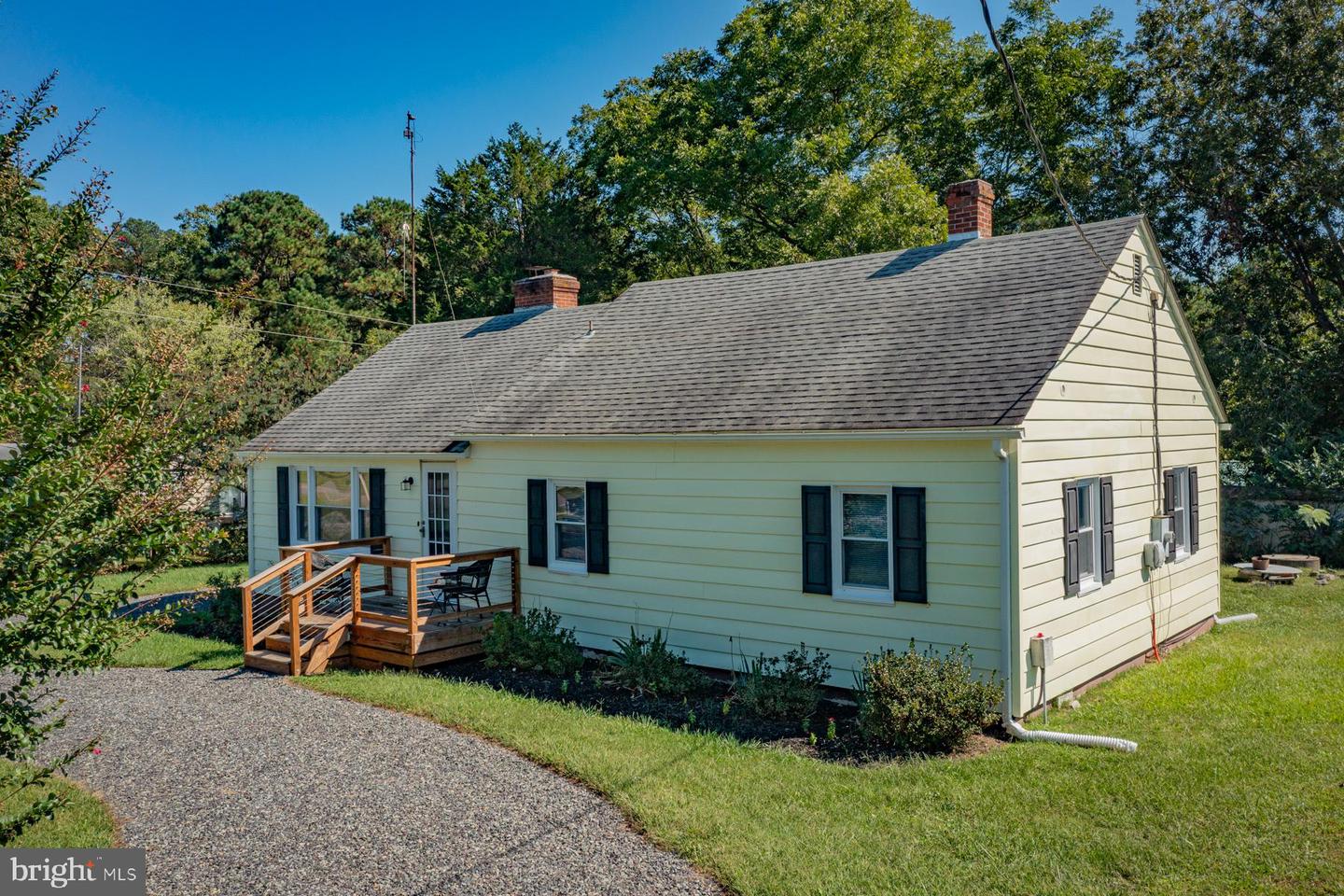 584 HARRYHOGAN RD, CALLAO, Virginia 22435, 2 Bedrooms Bedrooms, 5 Rooms Rooms,2 BathroomsBathrooms,Residential,For sale,584 HARRYHOGAN RD,VANV2001332 MLS # VANV2001332