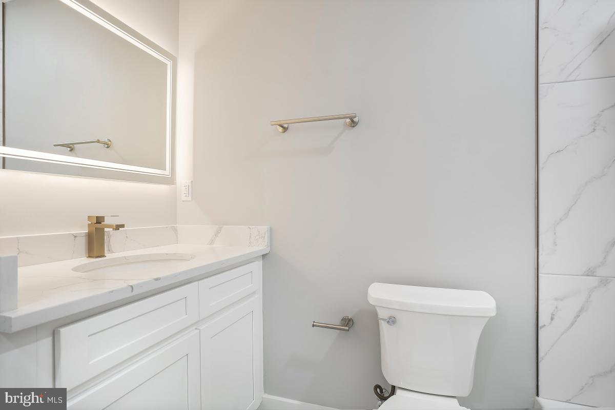 808 12TTH ST NE #1, WASHINGTON, District Of Columbia 20002, 2 Bedrooms Bedrooms, ,2 BathroomsBathrooms,Residential,For sale,808 12TTH ST NE #1,DCDC2163552 MLS # DCDC2163552