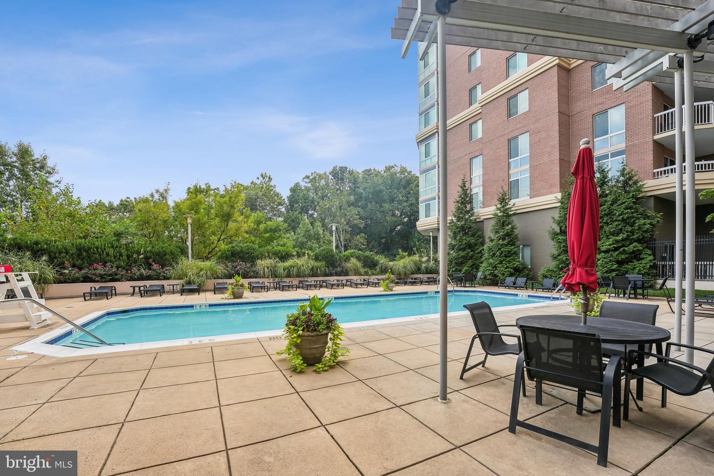 3101 N HAMPTON DR N #410, ALEXANDRIA, Virginia 22302, 1 Bedroom Bedrooms, ,1 BathroomBathrooms,Residential,For sale,3101 N HAMPTON DR N #410,VAAX2037504 MLS # VAAX2037504