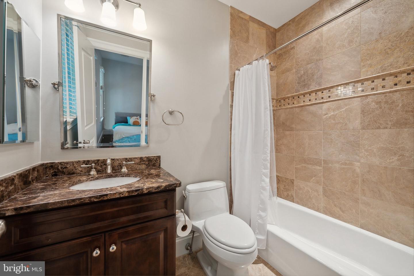 1314 N JACKSON ST, ARLINGTON, Virginia 22201, 6 Bedrooms Bedrooms, ,5 BathroomsBathrooms,Residential,For sale,1314 N JACKSON ST,VAAR2049272 MLS # VAAR2049272