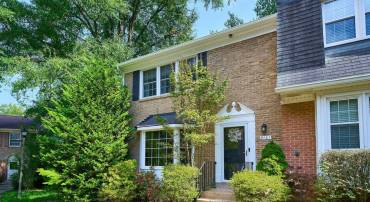 9101 FISTERIS CT, SPRINGFIELD, Virginia 22152, 3 Bedrooms Bedrooms, ,2 BathroomsBathrooms,Residential,For sale,9101 FISTERIS CT,VAFX2205332 MLS # VAFX2205332