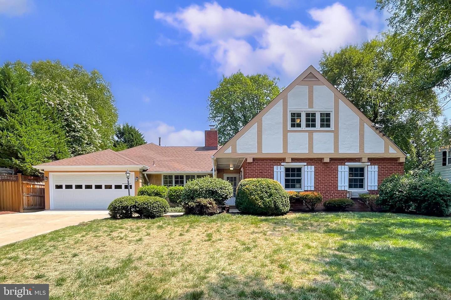 7813 EVENING LN, ALEXANDRIA, Virginia 22306, 5 Bedrooms Bedrooms, ,3 BathroomsBathrooms,Residential,For sale,7813 EVENING LN,VAFX2205658 MLS # VAFX2205658