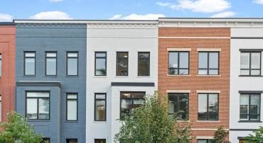 #1321 D ST SE, WASHINGTON, District Of Columbia 20003, 4 Bedrooms Bedrooms, ,4 BathroomsBathrooms,Residential,For sale,#1321 D ST SE,DCDC2163694 MLS # DCDC2163694