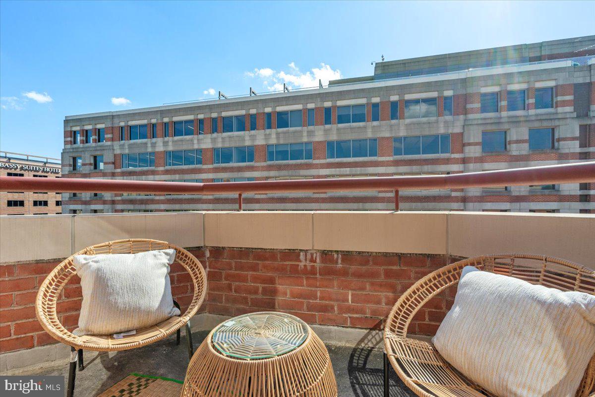 2301 N ST NW #708, WASHINGTON, District Of Columbia 20037, 2 Bedrooms Bedrooms, ,2 BathroomsBathrooms,Residential,For sale,2301 N ST NW #708,DCDC2160422 MLS # DCDC2160422