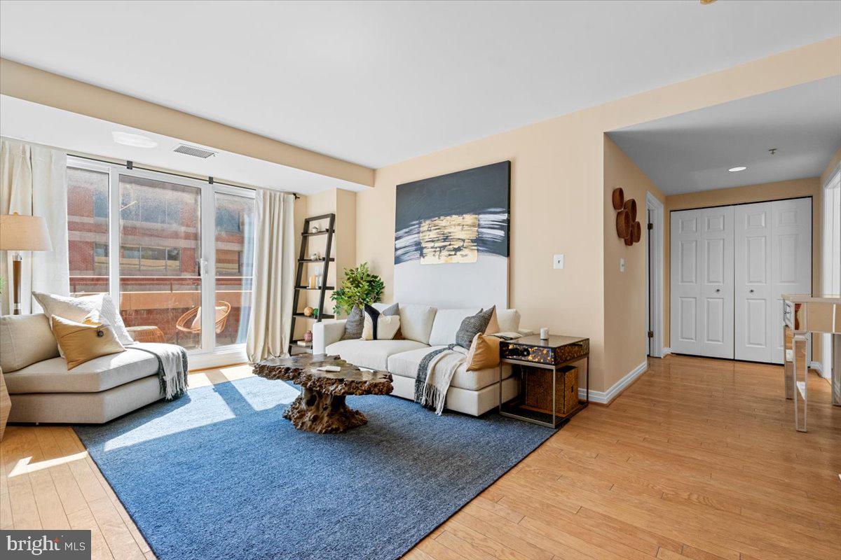 2301 N ST NW #708, WASHINGTON, District Of Columbia 20037, 2 Bedrooms Bedrooms, ,2 BathroomsBathrooms,Residential,For sale,2301 N ST NW #708,DCDC2160422 MLS # DCDC2160422