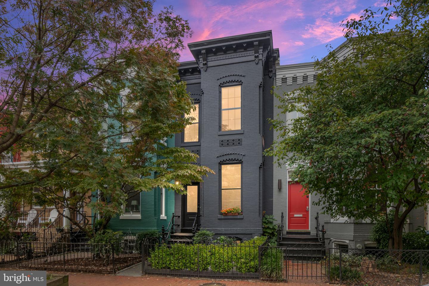 643 A ST SE, WASHINGTON, District Of Columbia 20003, 2 Bedrooms Bedrooms, 8 Rooms Rooms,2 BathroomsBathrooms,Residential,For sale,643 A ST SE,DCDC2161280 MLS # DCDC2161280