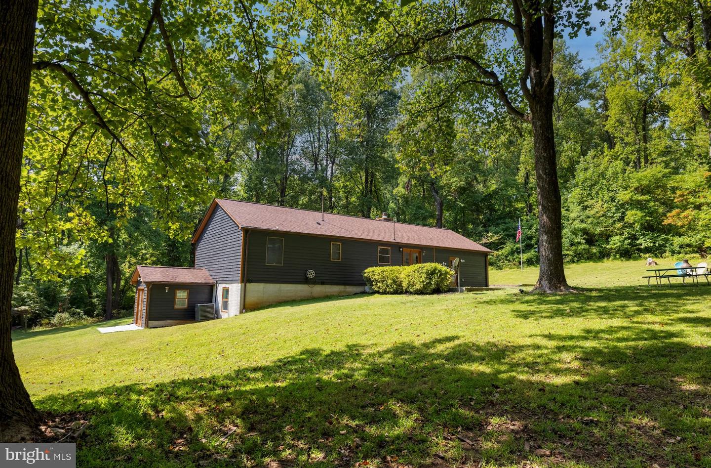 12090 FAWN RIDGE RD, LINDEN, Virginia 22642, 4 Bedrooms Bedrooms, ,3 BathroomsBathrooms,Residential,For sale,12090 FAWN RIDGE RD,VAFQ2014128 MLS # VAFQ2014128