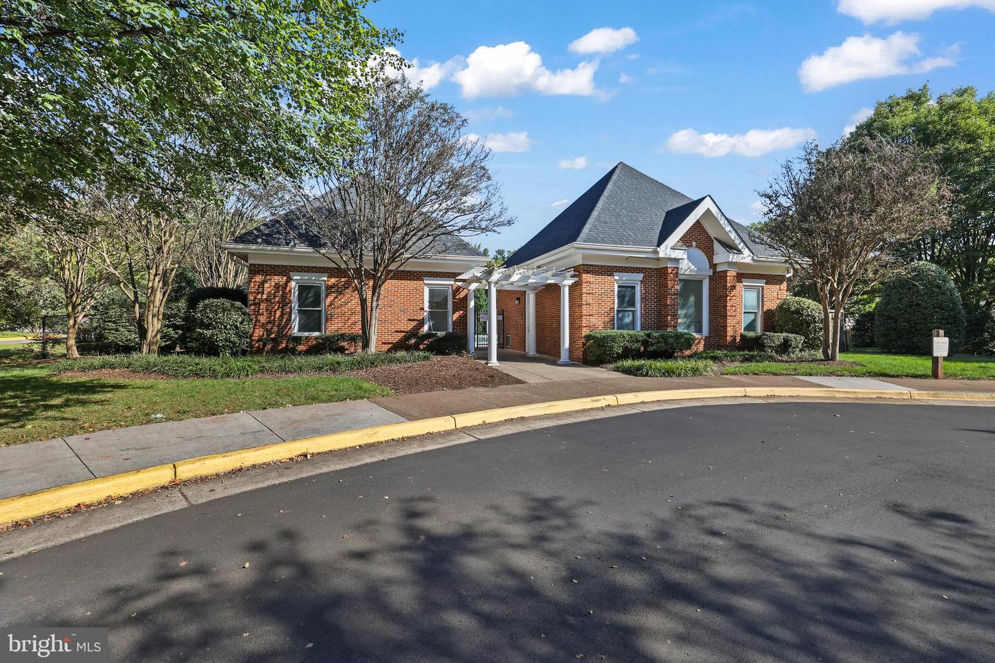 14561 GRANVILLE LN, CENTREVILLE, Virginia 20120, 3 Bedrooms Bedrooms, ,3 BathroomsBathrooms,Residential,For sale,14561 GRANVILLE LN,VAFX2204730 MLS # VAFX2204730