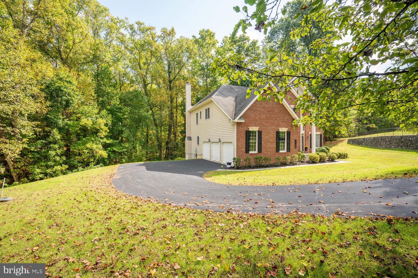 38459 WOODED HOLLOW DR, HAMILTON, Virginia 20158, 4 Bedrooms Bedrooms, ,2 BathroomsBathrooms,Residential,For sale,38459 WOODED HOLLOW DR,VALO2081402 MLS # VALO2081402