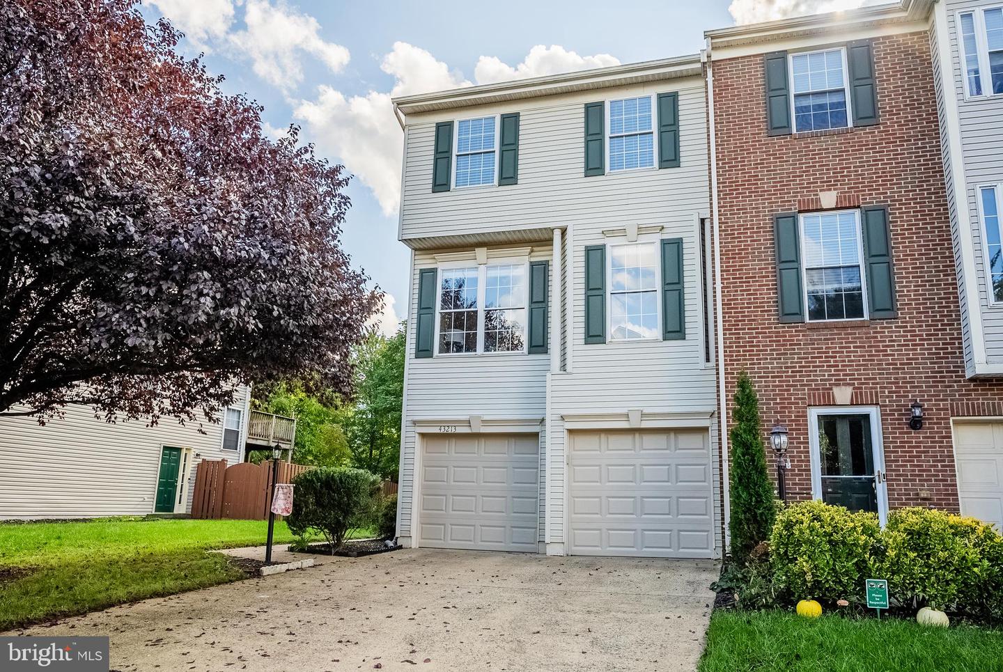 43213 CHESTERMILL TER, ASHBURN, Virginia 20147, 3 Bedrooms Bedrooms, ,2 BathroomsBathrooms,Residential,For sale,43213 CHESTERMILL TER,VALO2081432 MLS # VALO2081432