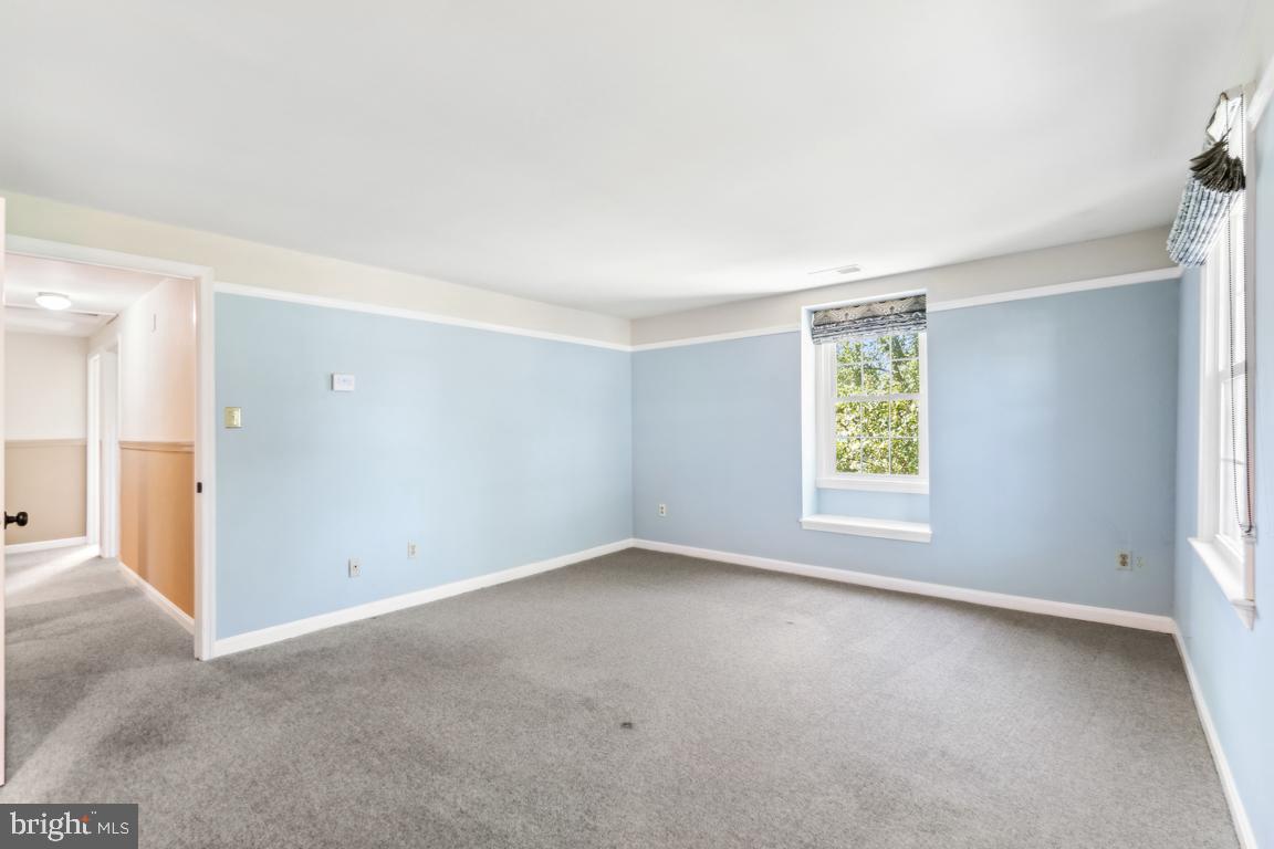 8629 CURTIS AVE, ALEXANDRIA, Virginia 22309, 4 Bedrooms Bedrooms, ,3 BathroomsBathrooms,Residential,For sale,8629 CURTIS AVE,VAFX2205644 MLS # VAFX2205644