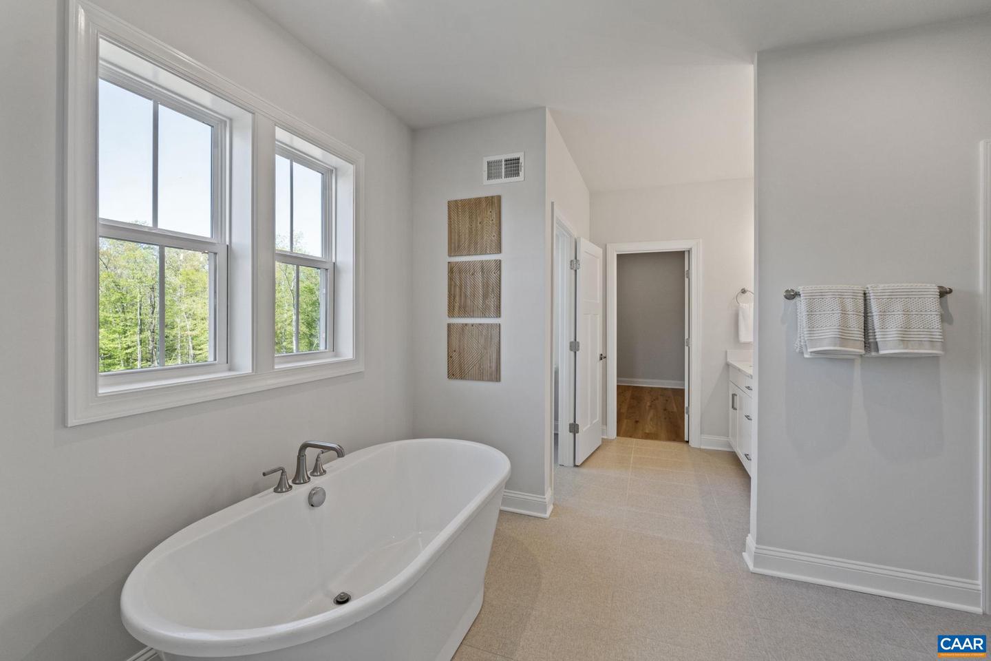 23A FARROW COVE, CHARLOTTESVILLE, Virginia 22901, 4 Bedrooms Bedrooms, ,2 BathroomsBathrooms,Residential,For sale,23A FARROW COVE,657669 MLS # 657669