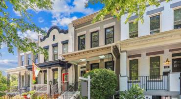 914 6TH ST NE, WASHINGTON, District Of Columbia 20002, 4 Bedrooms Bedrooms, ,3 BathroomsBathrooms,Residential,For sale,914 6TH ST NE,DCDC2158540 MLS # DCDC2158540