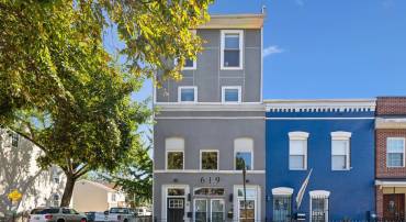 619 16TH ST NE #PH-B, WASHINGTON, District Of Columbia 20002, 3 Bedrooms Bedrooms, ,2 BathroomsBathrooms,Residential,For sale,619 16TH ST NE #PH-B,DCDC2161252 MLS # DCDC2161252