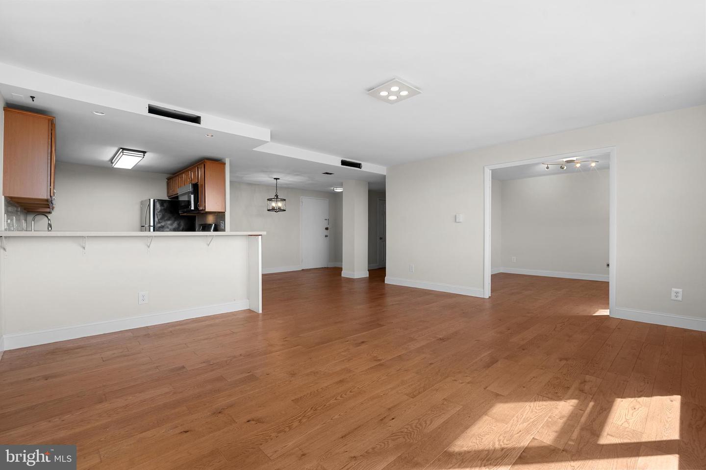 4600 DUKE ST #726, ALEXANDRIA, Virginia 22304, 2 Bedrooms Bedrooms, ,1 BathroomBathrooms,Residential,For sale,4600 DUKE ST #726,VAAX2038546 MLS # VAAX2038546