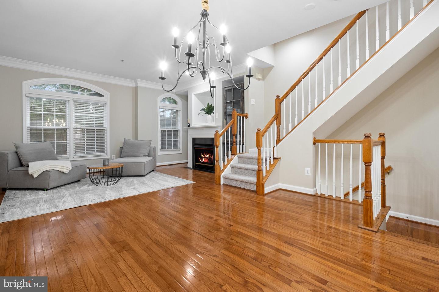 8860 MANSION VIEW CT, VIENNA, Virginia 22182, 3 Bedrooms Bedrooms, 7 Rooms Rooms,3 BathroomsBathrooms,Residential,For sale,8860 MANSION VIEW CT,VAFX2204902 MLS # VAFX2204902