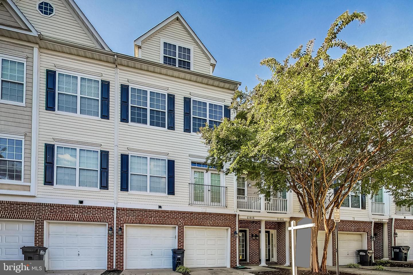 13816 BREEZY RIDGE WAY #201, WOODBRIDGE, Virginia 22191, 4 Bedrooms Bedrooms, ,2 BathroomsBathrooms,Residential,For sale,13816 BREEZY RIDGE WAY #201,VAPW2081002 MLS # VAPW2081002