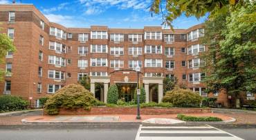 2500 Q ST NW #426, WASHINGTON, District Of Columbia 20007, 1 Bedroom Bedrooms, ,1 BathroomBathrooms,Residential,For sale,2500 Q ST NW #426,DCDC2163818 MLS # DCDC2163818