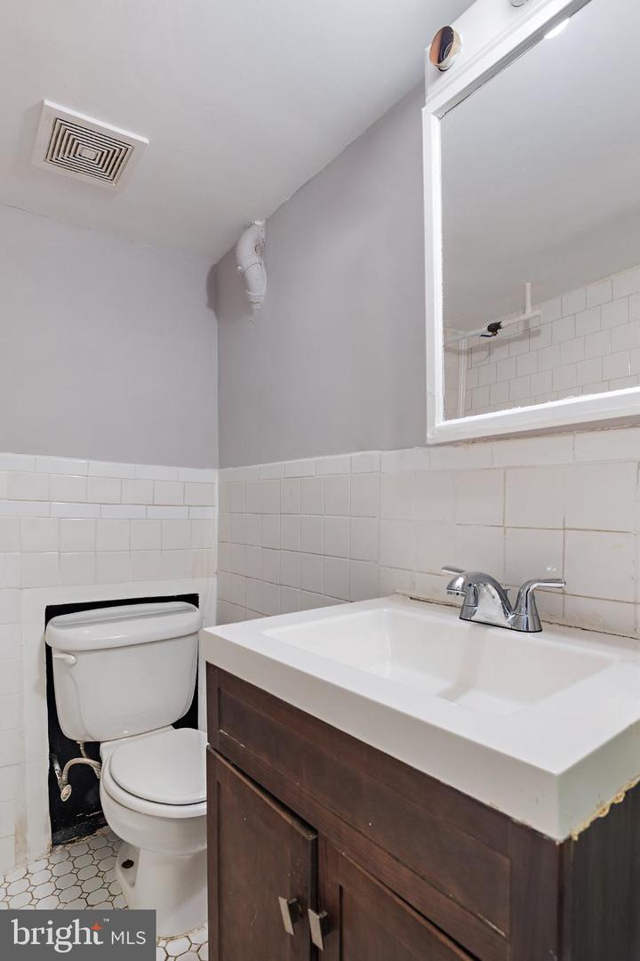 515 CRITTENDEN ST NW, WASHINGTON, District Of Columbia 20011, 3 Bedrooms Bedrooms, ,2 BathroomsBathrooms,Residential,For sale,515 CRITTENDEN ST NW,DCDC2163826 MLS # DCDC2163826