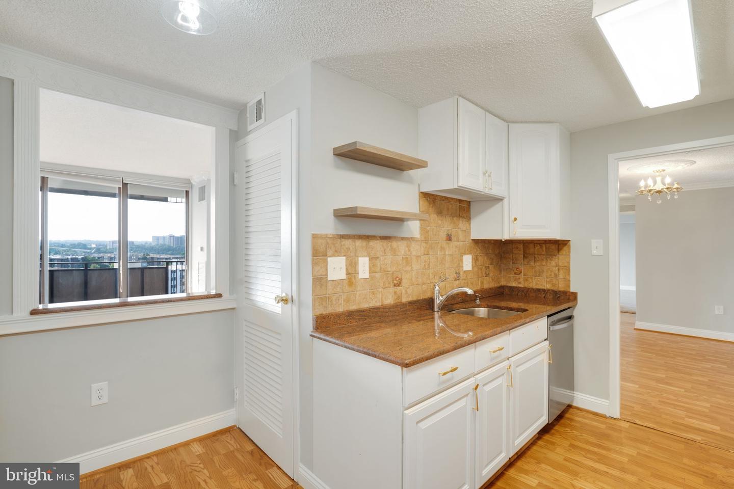 250 S REYNOLDS ST #1207, ALEXANDRIA, Virginia 22304, 3 Bedrooms Bedrooms, 10 Rooms Rooms,2 BathroomsBathrooms,Residential,For sale,250 S REYNOLDS ST #1207,VAAX2038792 MLS # VAAX2038792