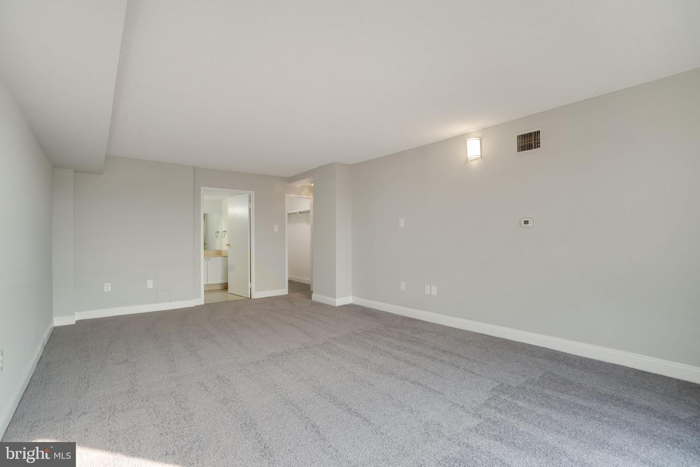 250 S REYNOLDS ST #1207, ALEXANDRIA, Virginia 22304, 3 Bedrooms Bedrooms, 10 Rooms Rooms,2 BathroomsBathrooms,Residential,For sale,250 S REYNOLDS ST #1207,VAAX2038792 MLS # VAAX2038792