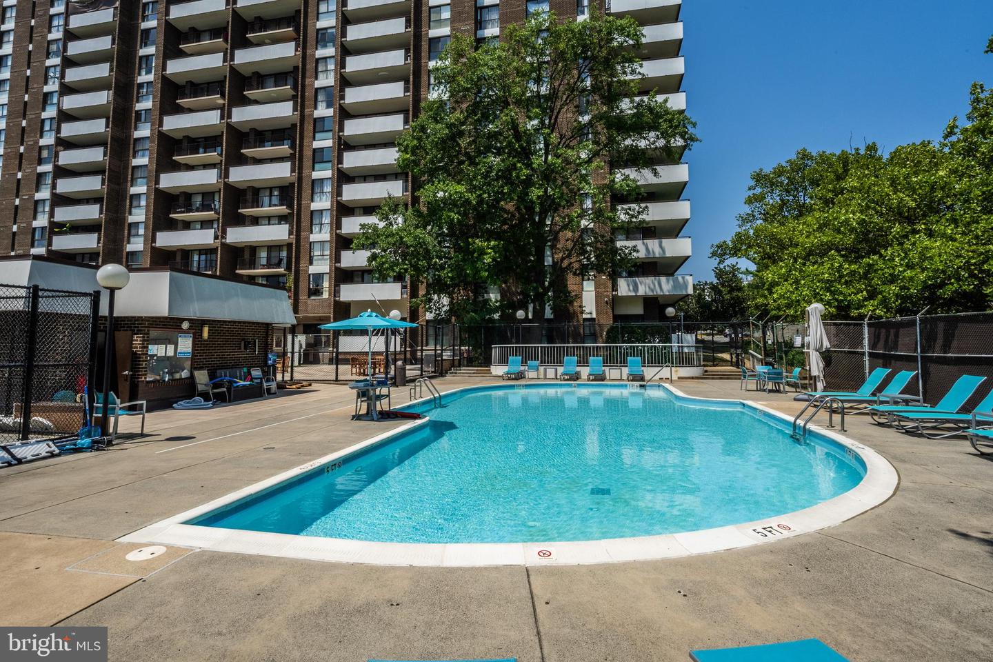 250 S REYNOLDS ST #1207, ALEXANDRIA, Virginia 22304, 3 Bedrooms Bedrooms, 10 Rooms Rooms,2 BathroomsBathrooms,Residential,For sale,250 S REYNOLDS ST #1207,VAAX2038792 MLS # VAAX2038792