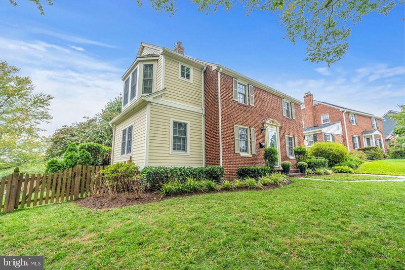 1109 N POTOMAC ST, ARLINGTON, Virginia 22205, 4 Bedrooms Bedrooms, ,2 BathroomsBathrooms,Residential,For sale,1109 N POTOMAC ST,VAAR2049600 MLS # VAAR2049600