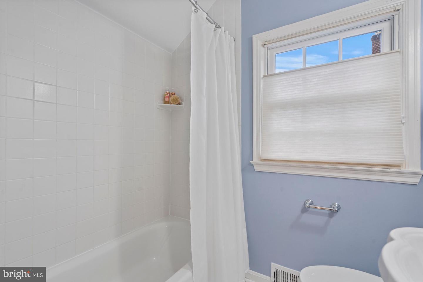 1109 N POTOMAC ST, ARLINGTON, Virginia 22205, 4 Bedrooms Bedrooms, ,2 BathroomsBathrooms,Residential,For sale,1109 N POTOMAC ST,VAAR2049600 MLS # VAAR2049600