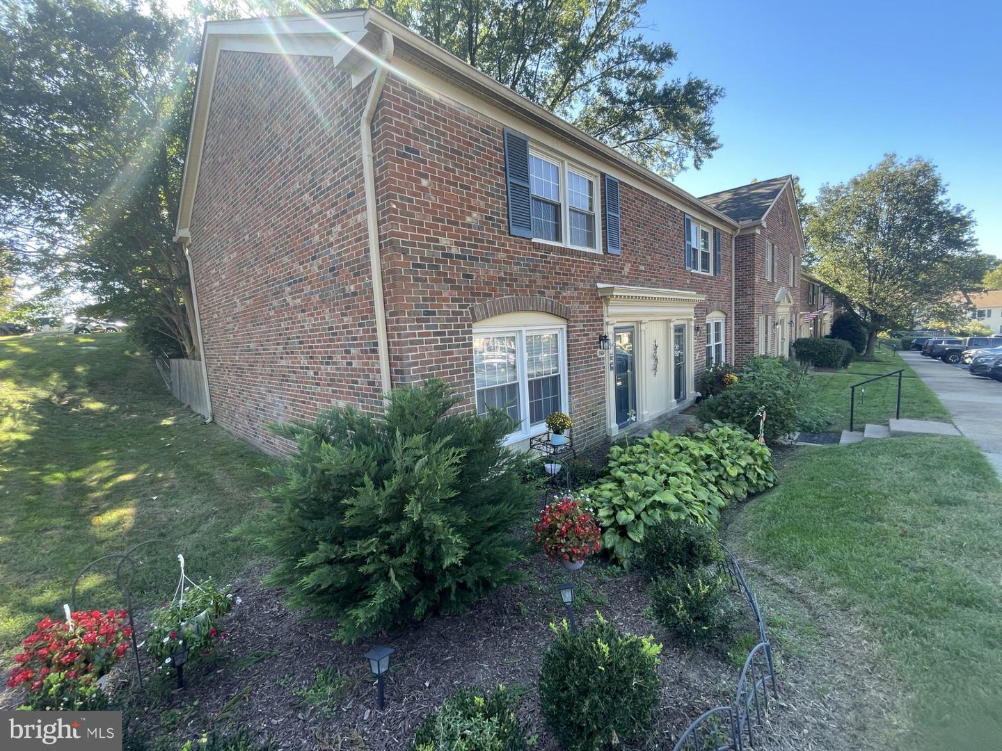 8501 WESTOVER CT #754, SPRINGFIELD, Virginia 22152, 3 Bedrooms Bedrooms, 6 Rooms Rooms,2 BathroomsBathrooms,Residential,For sale,8501 WESTOVER CT #754,VAFX2205824 MLS # VAFX2205824