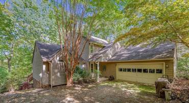 56 HICKORY LN, CHARLOTTESVILLE, Virginia 22911, 3 Bedrooms Bedrooms, ,2 BathroomsBathrooms,Residential,For sale,56 HICKORY LN,657692 MLS # 657692