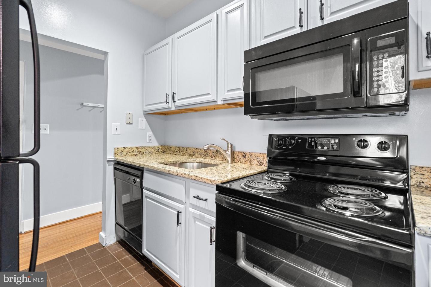 214 13TH ST SE, WASHINGTON, District Of Columbia 20003, 4 Bedrooms Bedrooms, ,4 BathroomsBathrooms,Residential,For sale,214 13TH ST SE,DCDC2163854 MLS # DCDC2163854