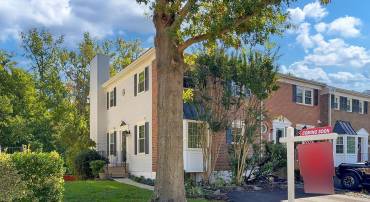 7199 LAKE COVE DR, ALEXANDRIA, Virginia 22315, 3 Bedrooms Bedrooms, ,2 BathroomsBathrooms,Residential,For sale,7199 LAKE COVE DR,VAFX2189604 MLS # VAFX2189604