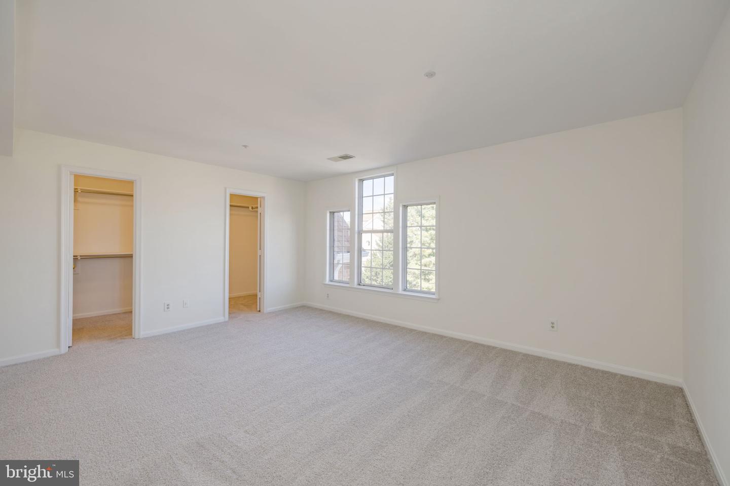 6834-F BRINDLE HEATH WAY #238, ALEXANDRIA, Virginia 22315, 2 Bedrooms Bedrooms, ,2 BathroomsBathrooms,Residential,For sale,6834-F BRINDLE HEATH WAY #238,VAFX2199346 MLS # VAFX2199346